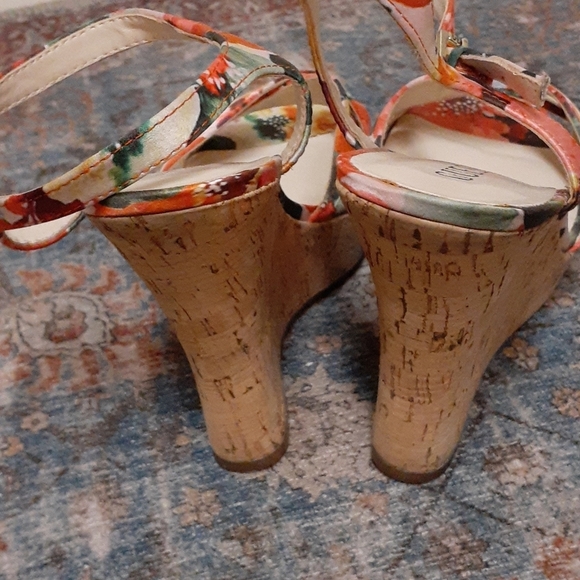 Guess wedges - Picture 8 of 8